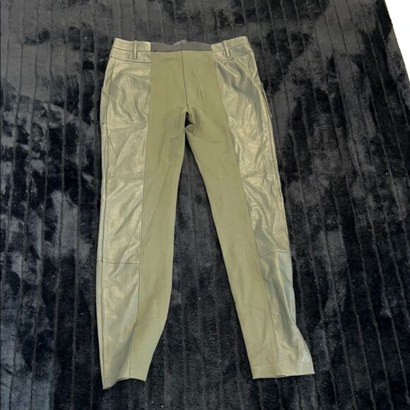 BCBGMAXAZRIA Women’s Olive Green Riding  Pants - Picture 7 of 9
